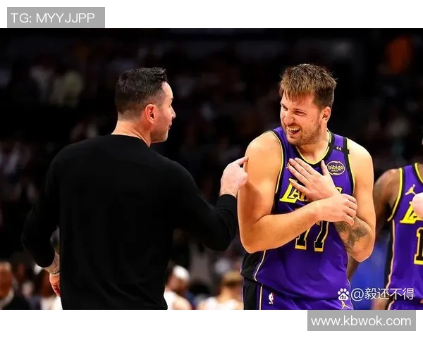 雷迪克：东契奇受伤打乱了轮换，骑士主场地板导致很多伤病