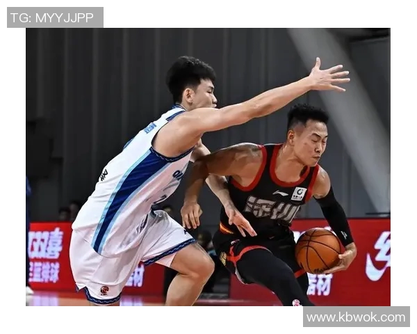 贺希宁合同本赛季结束后到期！媒体人：休赛期想得到他得多少个w